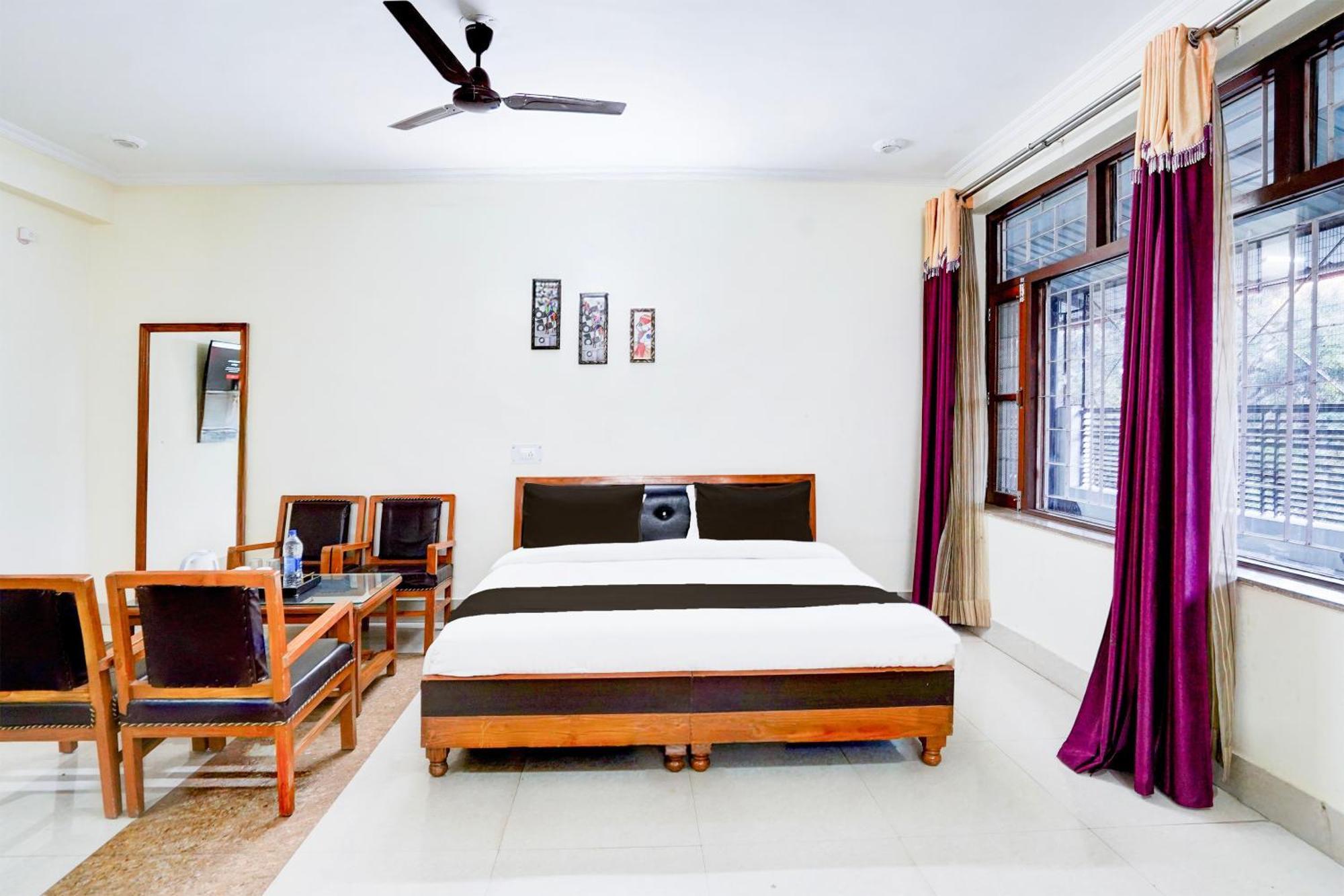 Super Townhouse Mall Road Near Library Chowk Mussoorie Kültér fotó