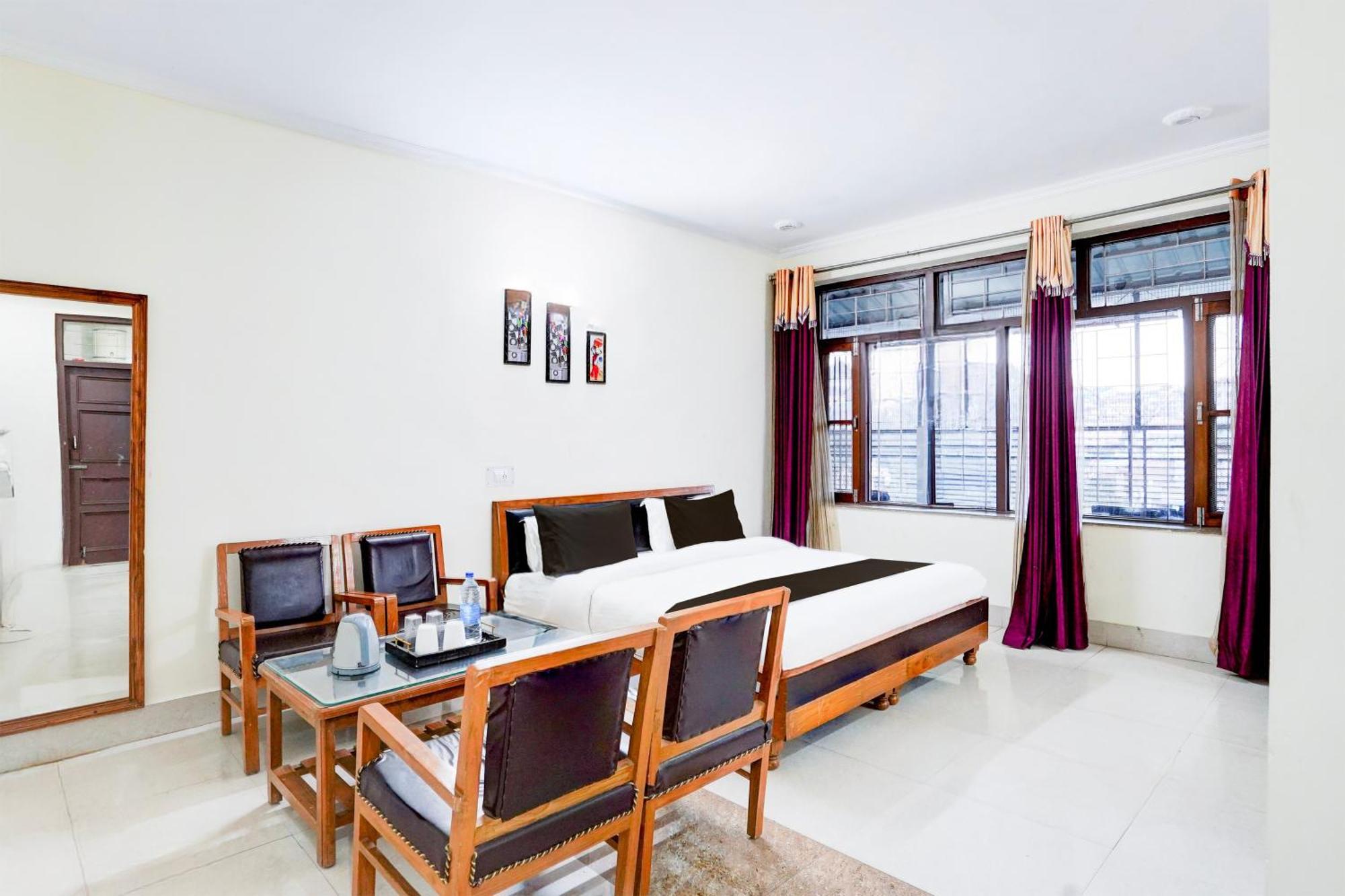 Super Townhouse Mall Road Near Library Chowk Mussoorie Kültér fotó