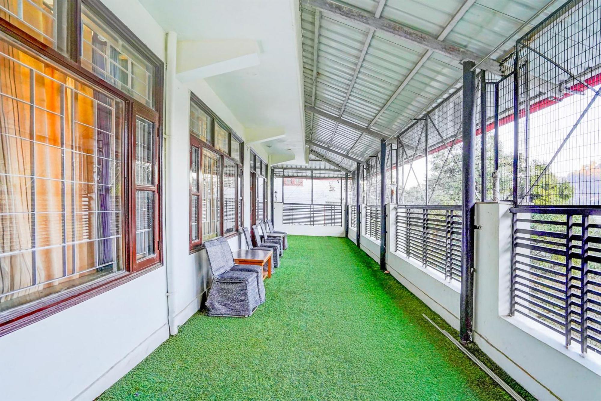 Super Townhouse Mall Road Near Library Chowk Mussoorie Kültér fotó