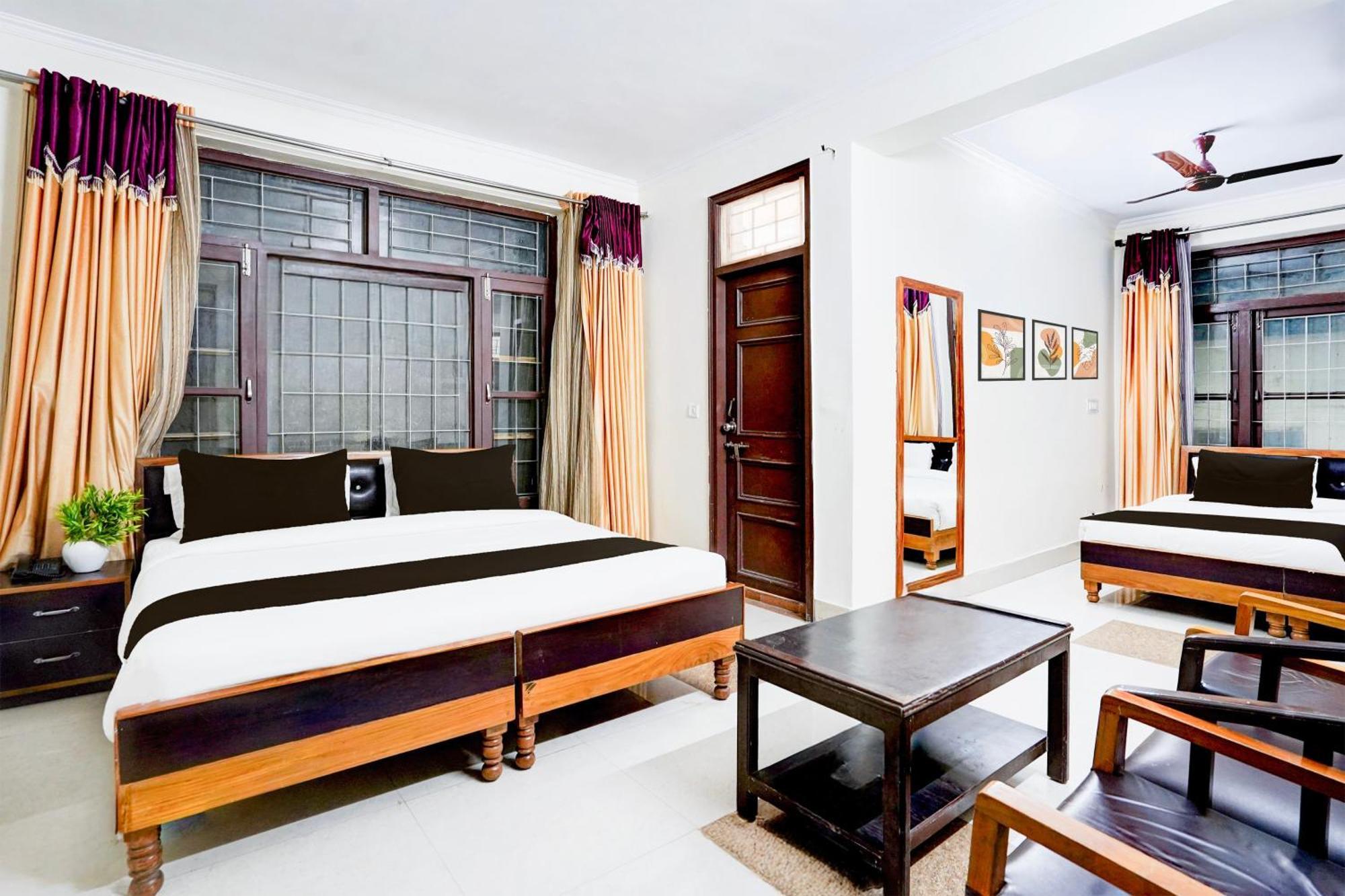 Super Townhouse Mall Road Near Library Chowk Mussoorie Kültér fotó