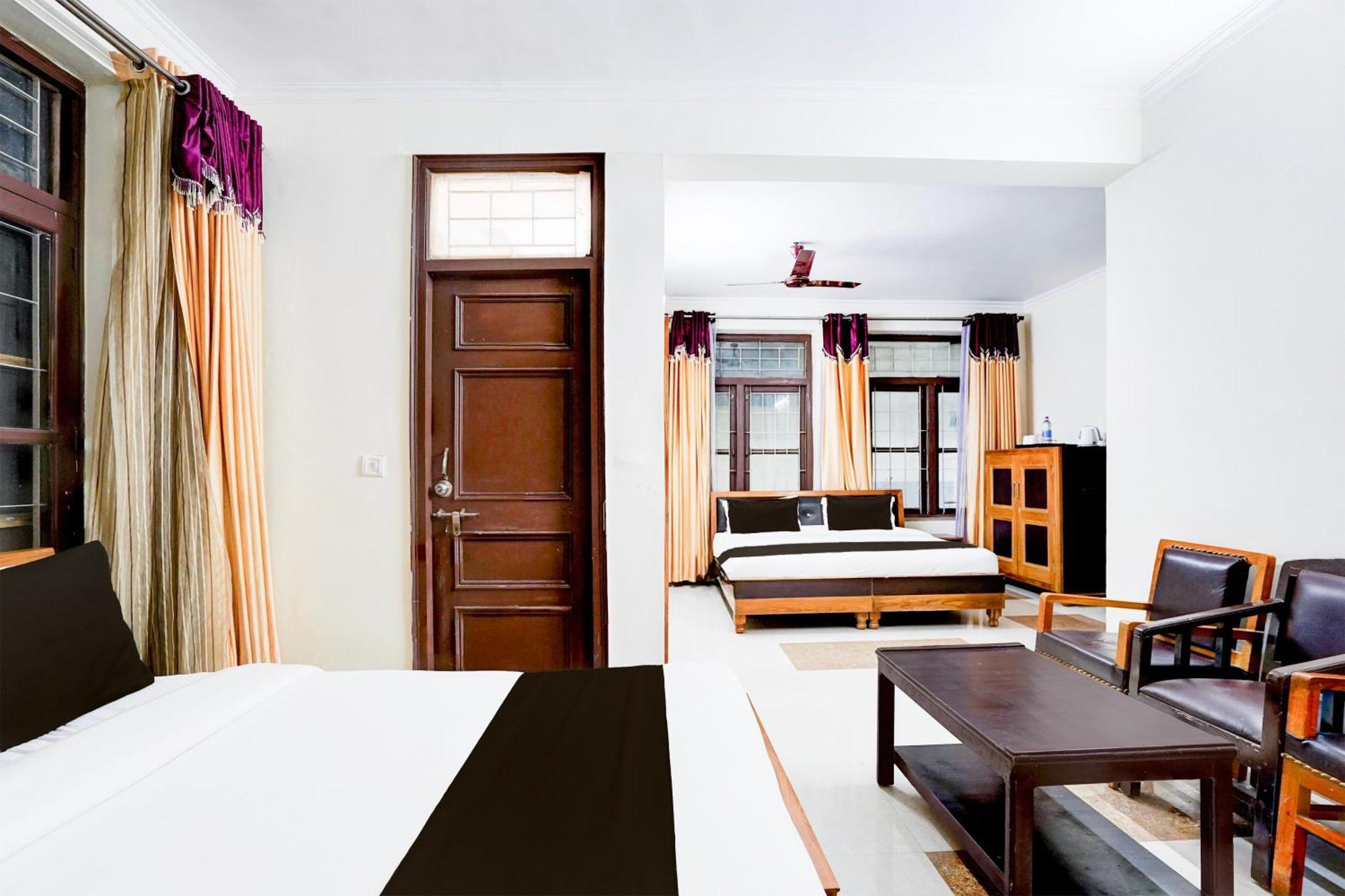 Super Townhouse Mall Road Near Library Chowk Mussoorie Kültér fotó
